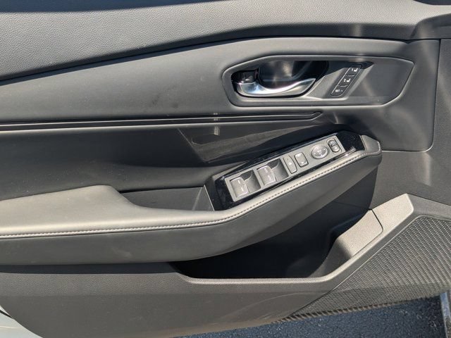 Used 2024 Honda Accord Touring image 10