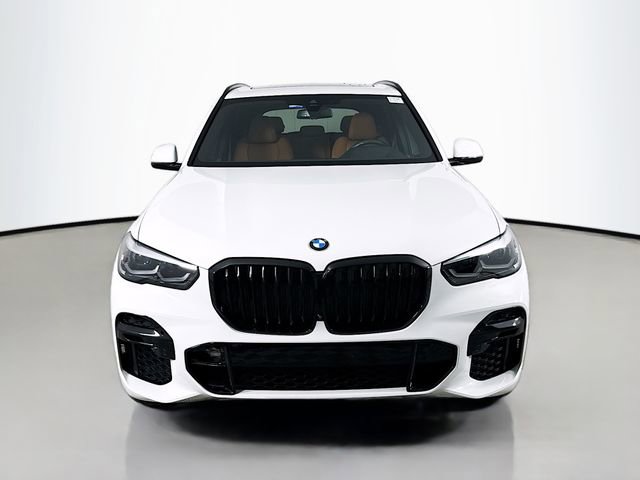 Certified 2023 BMW X5 xDrive40i w/ M Sport Package AWD/4WD image 2