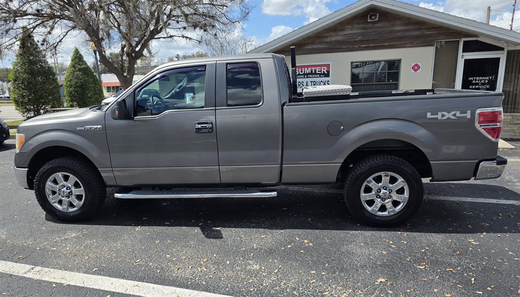 Used 2013 Ford F150 XLT w/ Luxury Equipment Group image 2