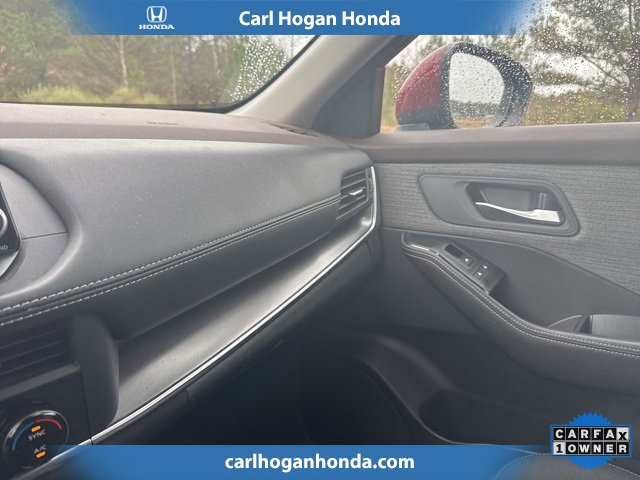 Used 2023 Nissan Rogue SV image 24