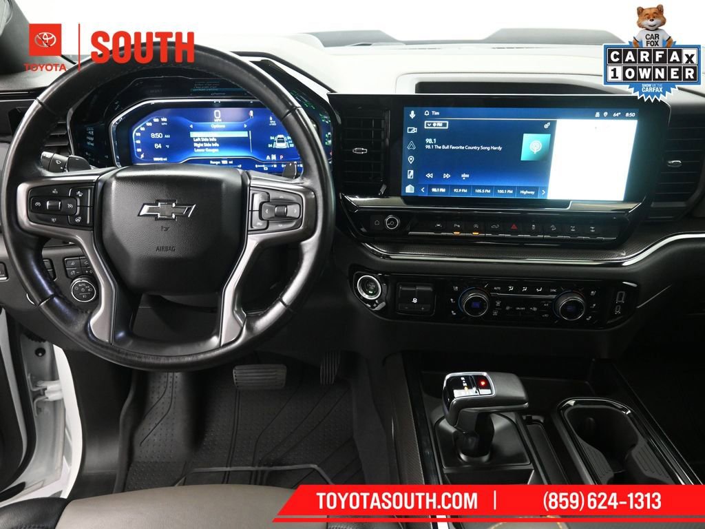 Used 2022 Chevrolet Silverado 1500 ZR2 w/ Technology Package image 11