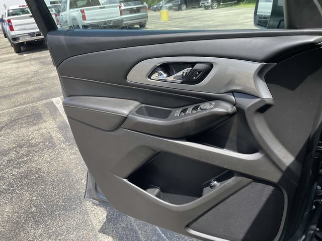 Used 2021 Chevrolet Traverse LT w/ LPO, Floor Liner Package AWD/4WD image 31