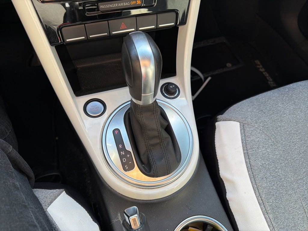 Used 2019 Volkswagen Beetle 2.0T SE image 22