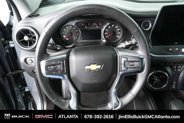 Used 2025 Chevrolet Blazer LT FWD image 8