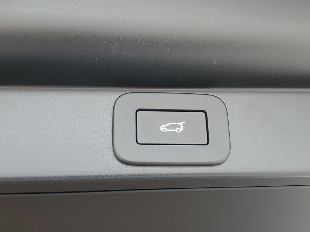 New 2026 Land Rover Range Rover Long Wheelbase SE AWD/4WD image 32