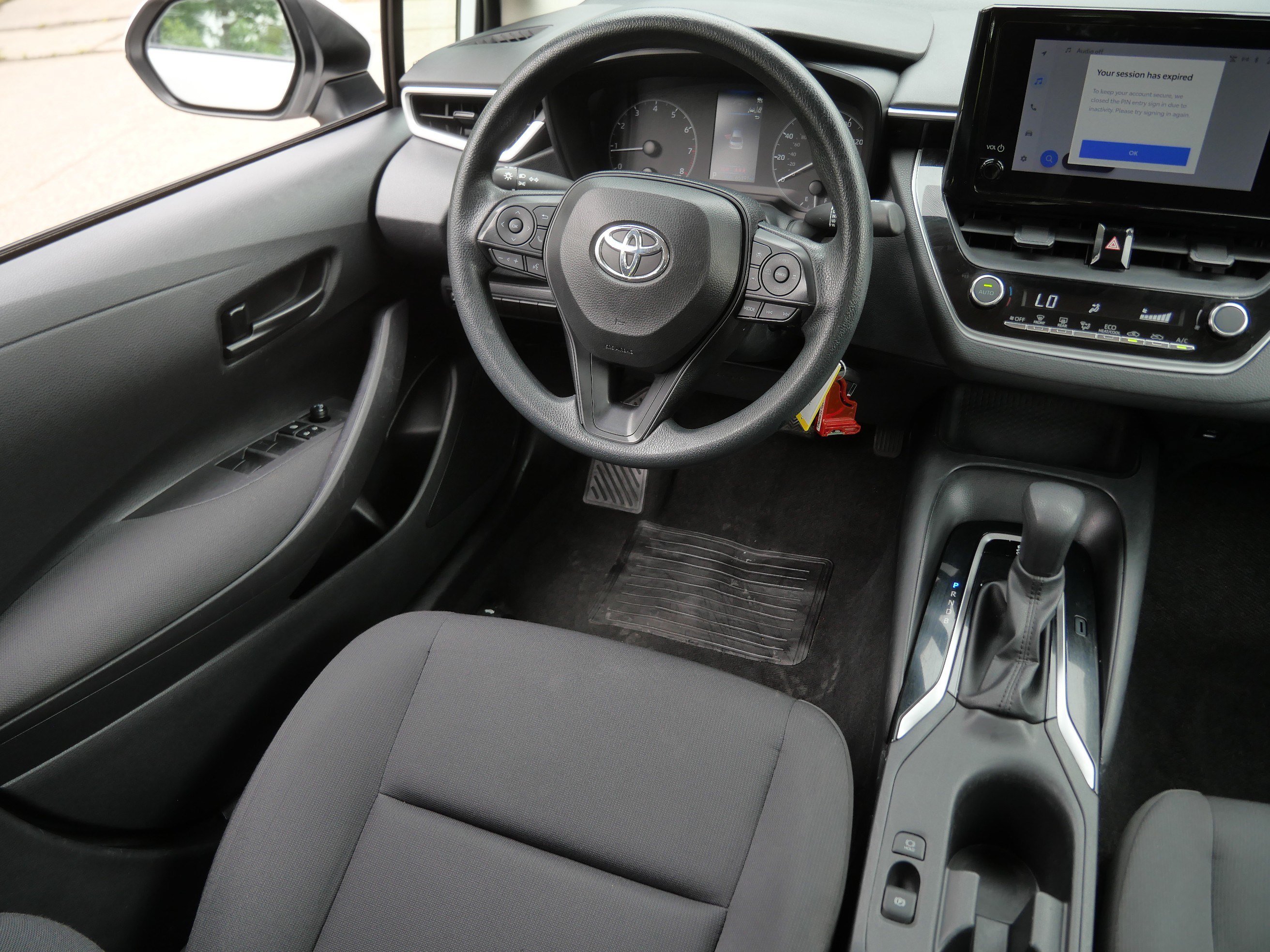 Certified 2024 Toyota Corolla LE FWD image 10
