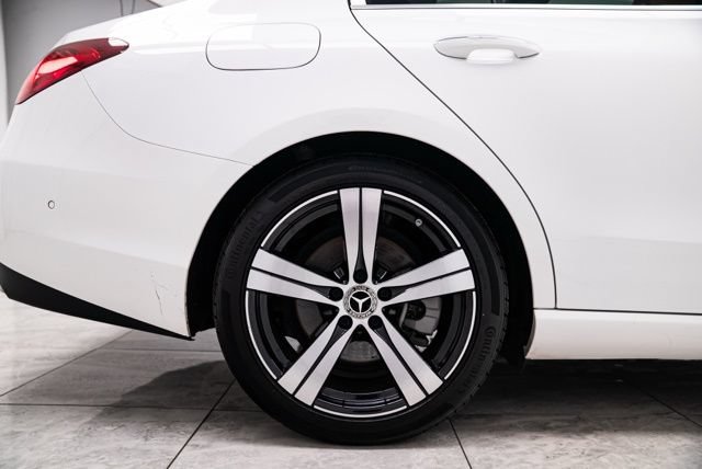 Used 2025 Mercedes-Benz C 300 4MATIC Sedan image 33