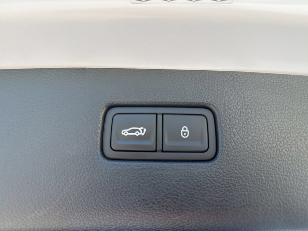 Used 2025 Genesis GV80 3.5T Prestige AWD/4WD image 32