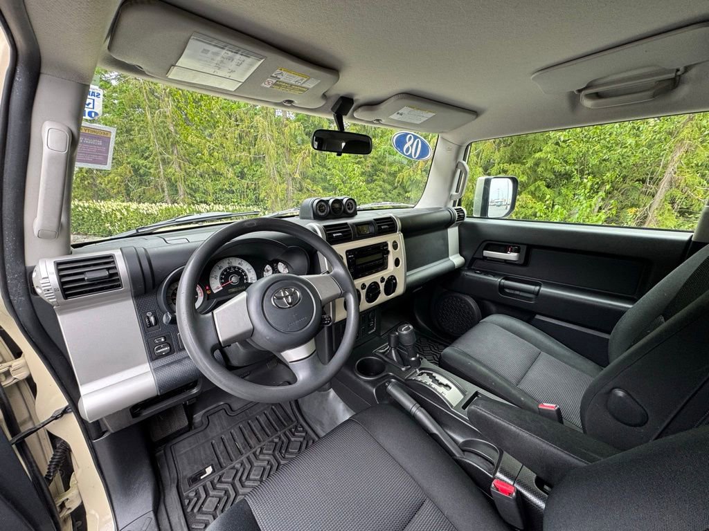 Used 2008 Toyota FJ Cruiser 4WD image 7