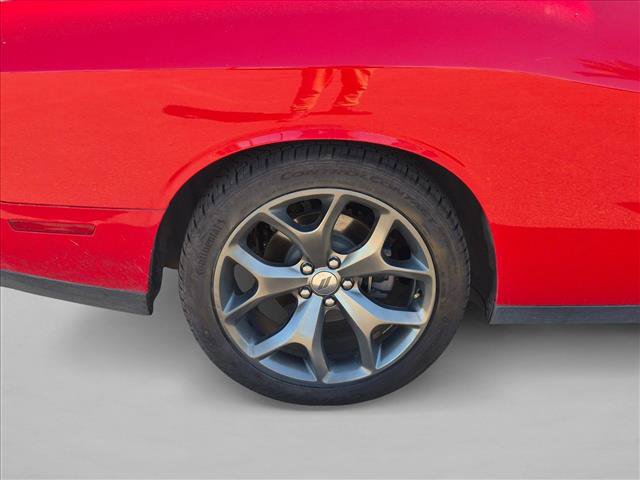 Used 2017 Dodge Challenger R/T Plus RWD image 14