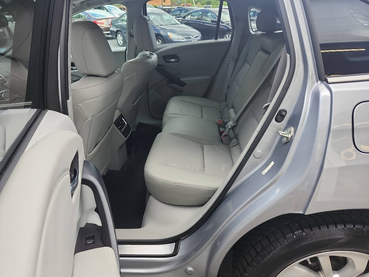 Used 2017 Acura RDX AWD w/ Technology Package image 11