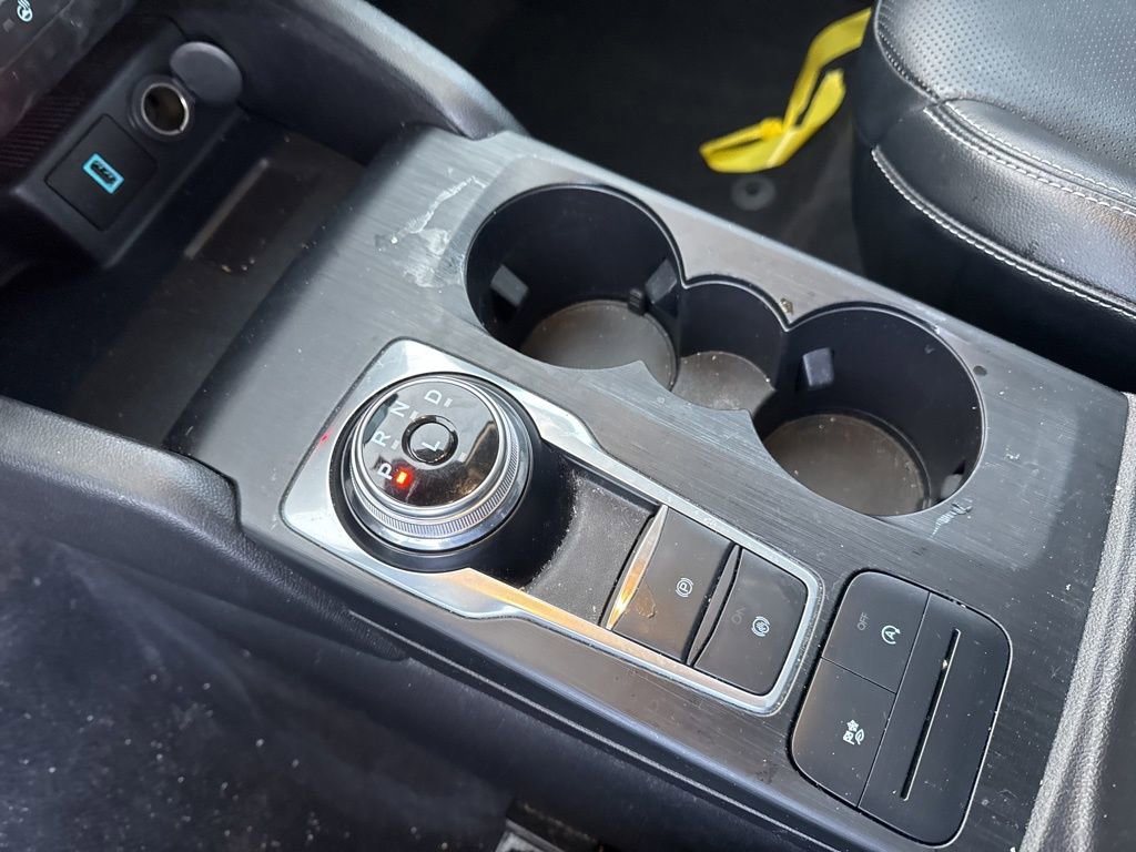 Used 2020 Ford Escape SEL image 7