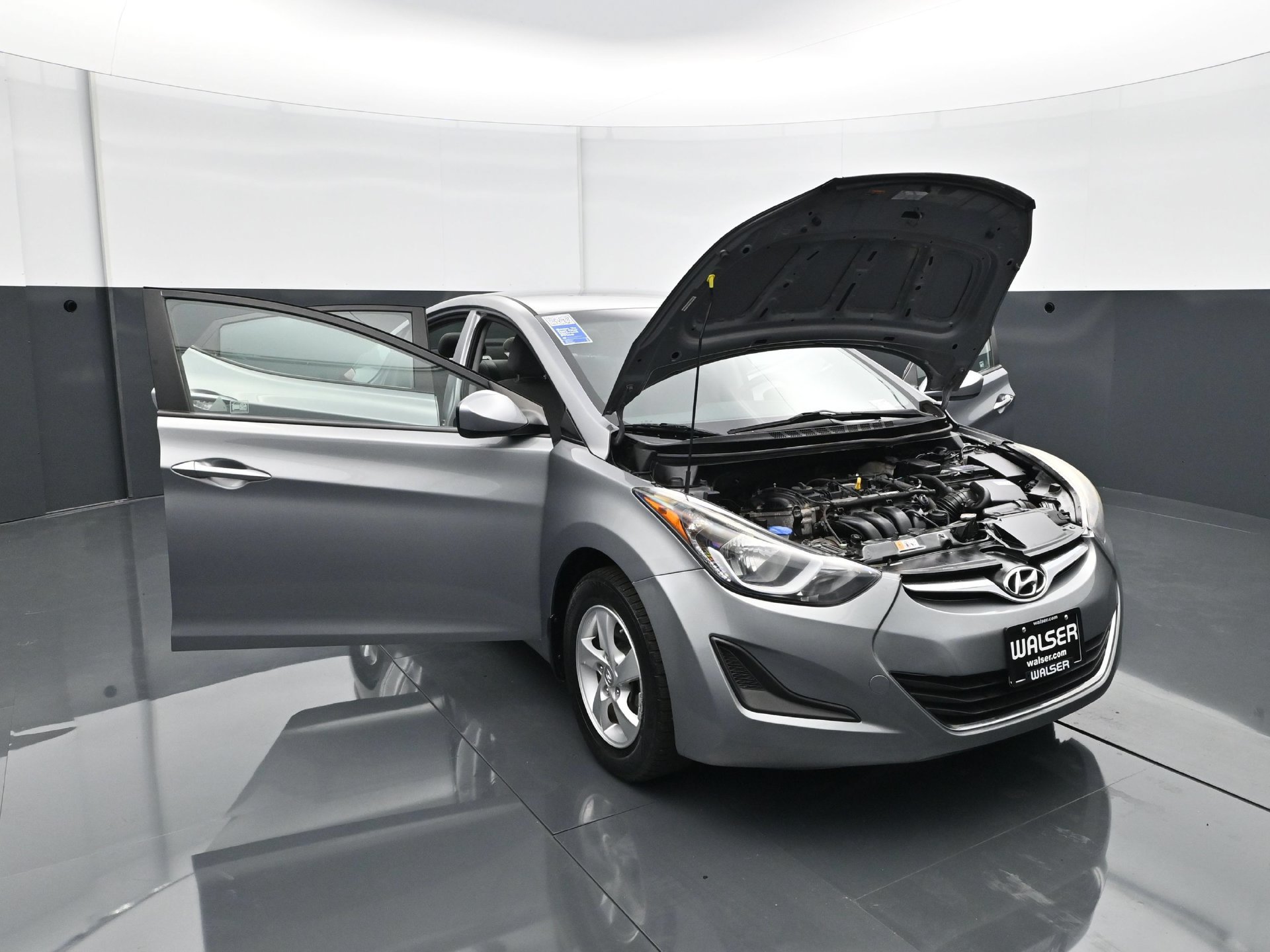 Used 2015 Hyundai Elantra SE FWD image 41