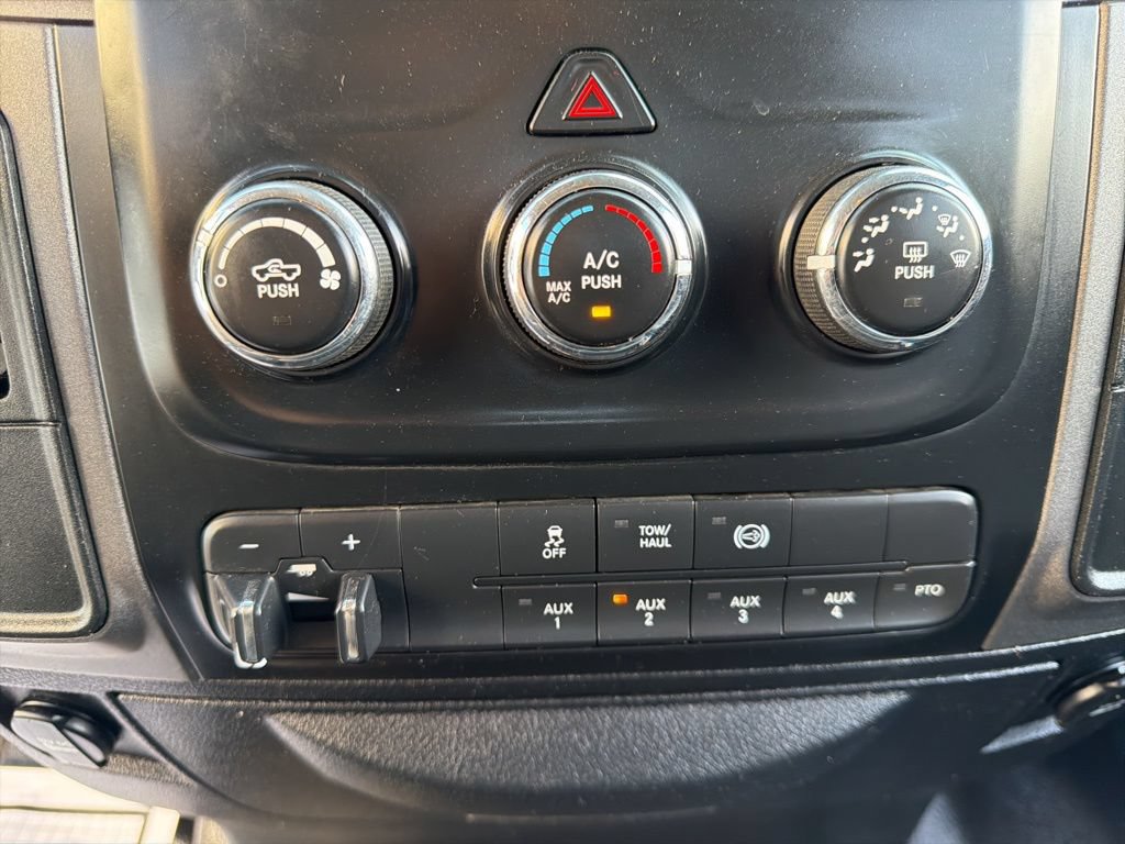 Used 2017 RAM 5500 Crew Cab Tradesman w/ Ambulance Prep Group RWD image 34