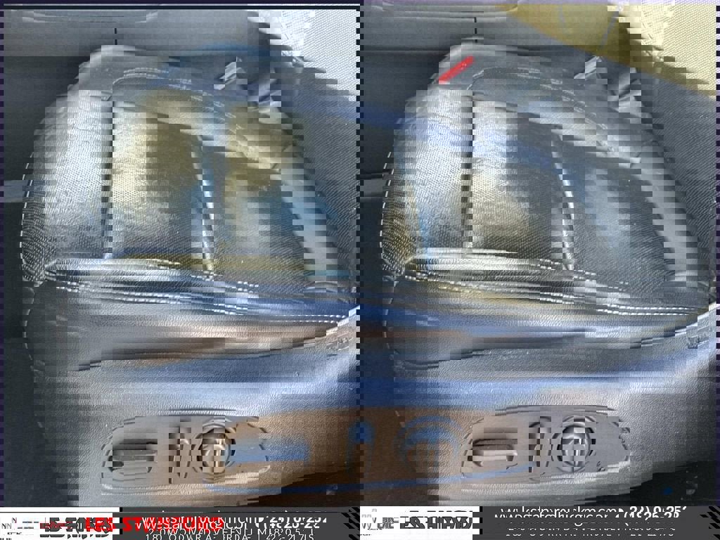 Used 2018 GMC Acadia SLT w/ LPO, Floor Liner Package image 18