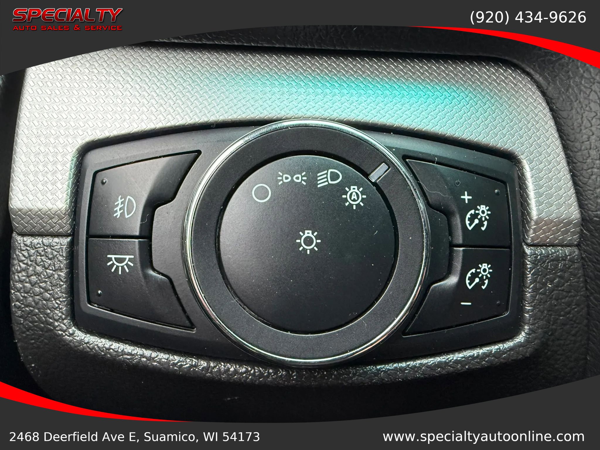 Used 2015 Ford Explorer XLT AWD/4WD image 28