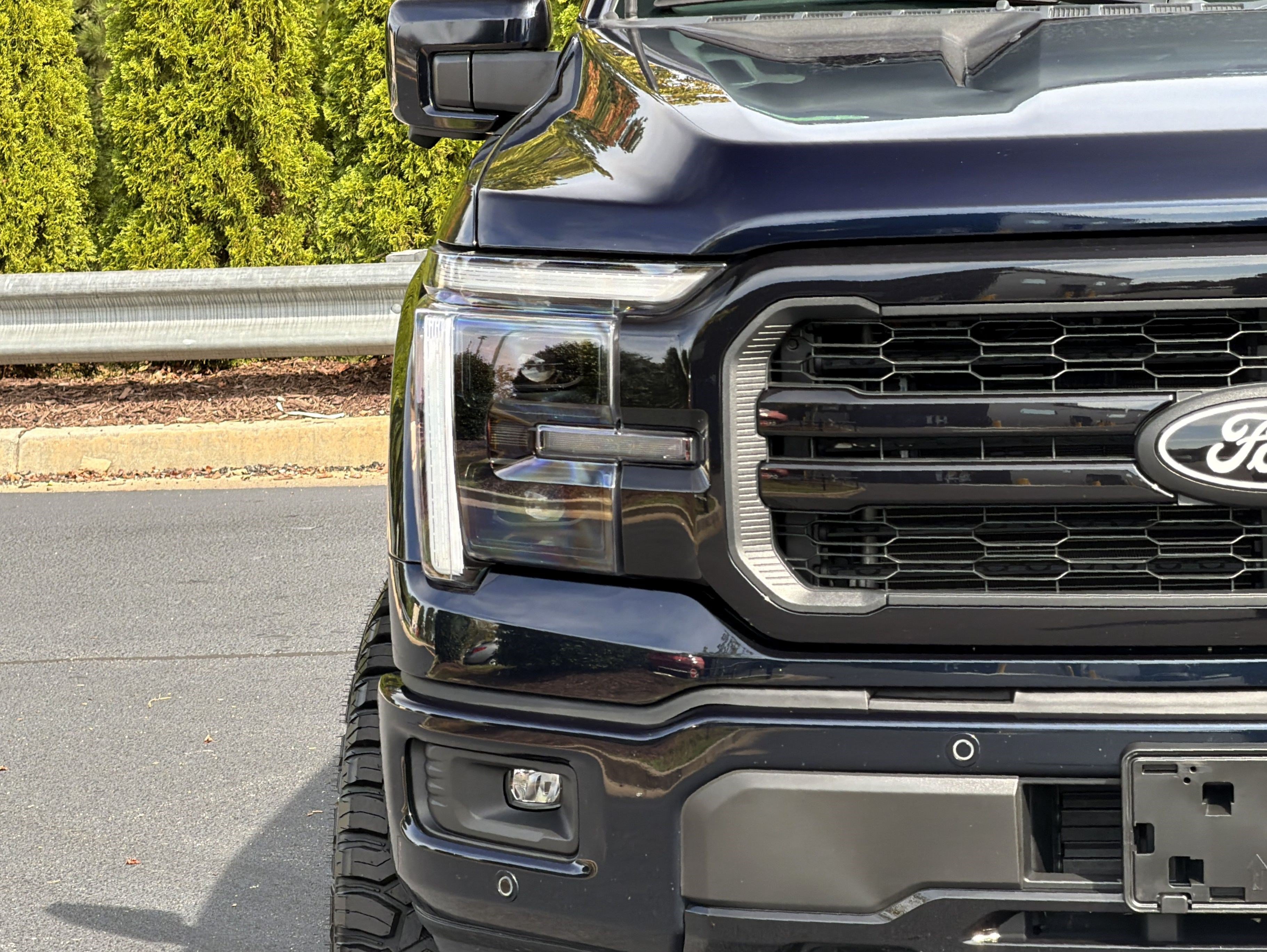 Used 2025 Ford F150 Lariat w/ Equipment Group 501A Mid AWD/4WD image 19