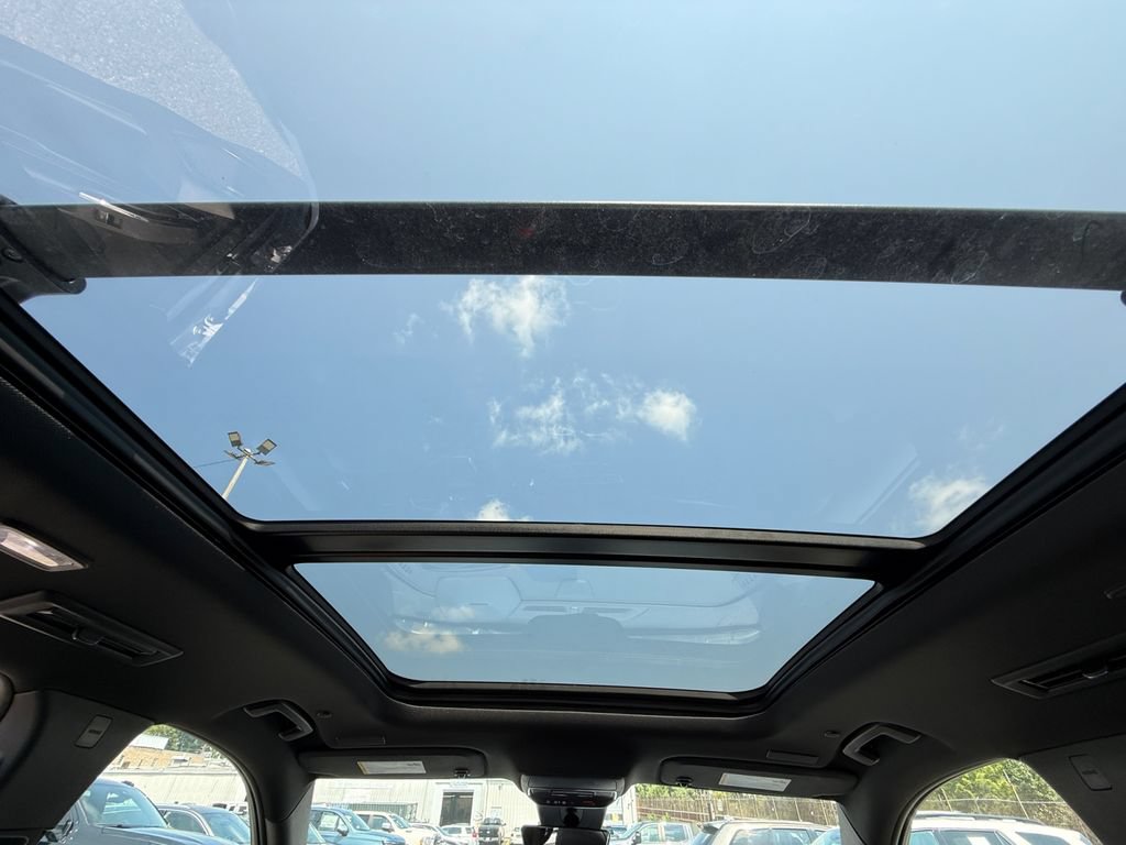 New 2026 Chevrolet Traverse RS AWD/4WD image 24