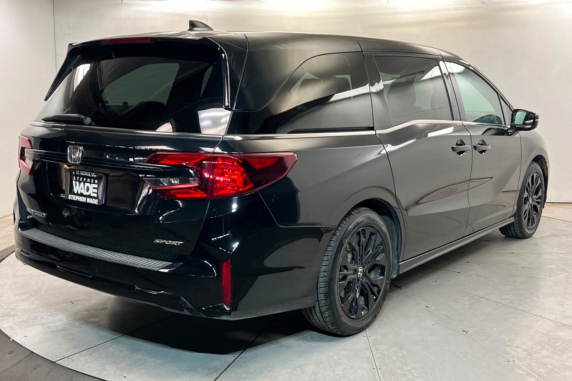Used 2025 Honda Odyssey Sport-L image 6