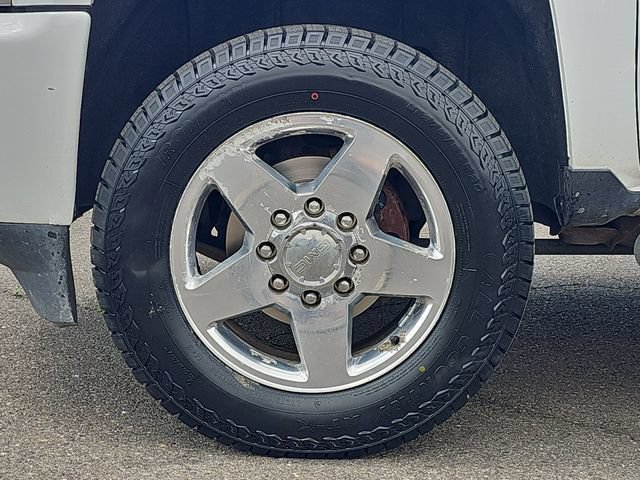 Used 2018 Chevrolet Silverado 2500 High Country w/ Duramax Plus Package AWD/4WD image 21
