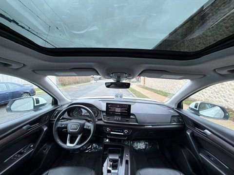 Used 2022 Audi Q5 2.0T Premium w/ Convenience Package image 32