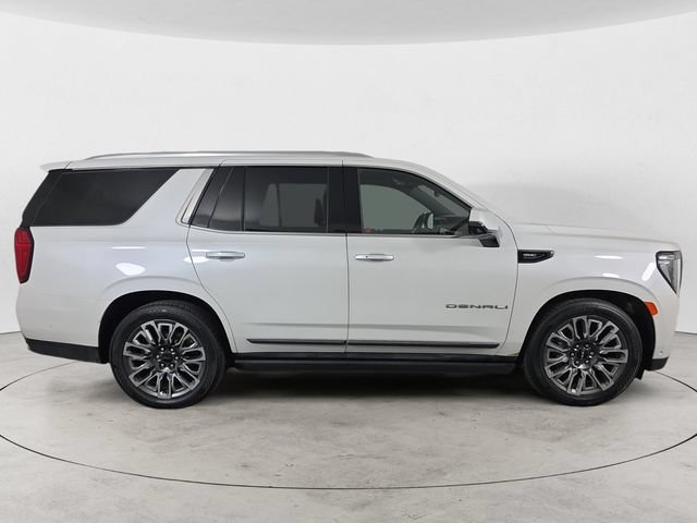 Used 2024 GMC Yukon Denali Ultimate AWD/4WD image 4