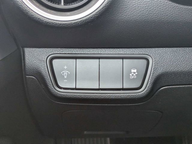 Used 2024 Kia Forte LXS image 21