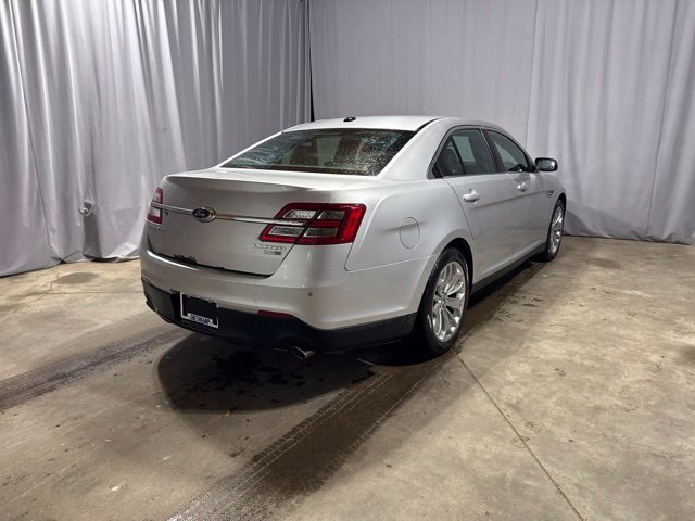 Used 2013 Ford Taurus Limited AWD/4WD image 25