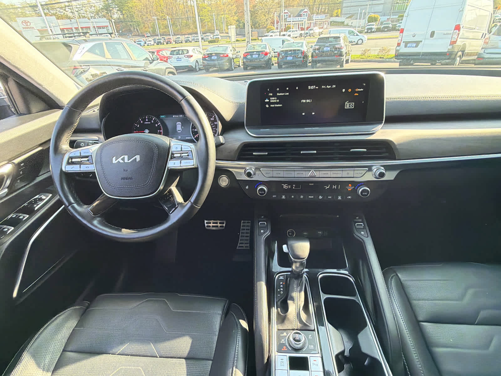 Used 2022 Kia Telluride SX w/ SX Prestige Package AWD/4WD image 22
