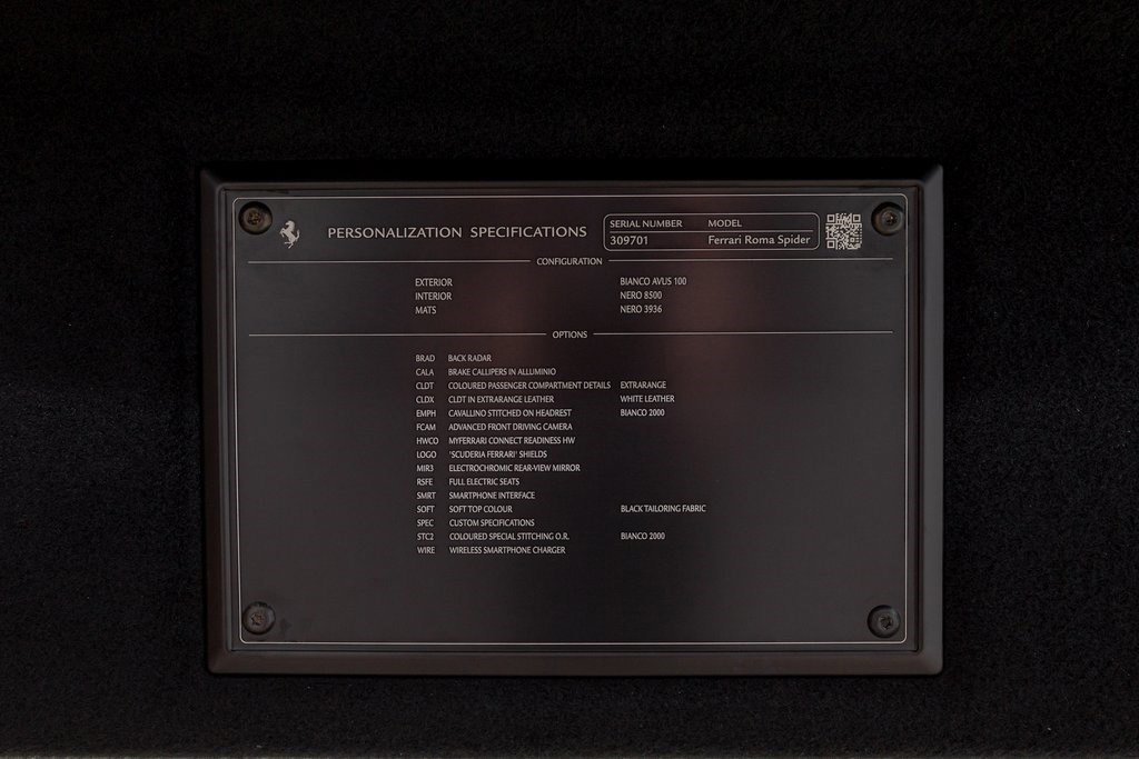 Used 2024 Ferrari Roma Spider image 28