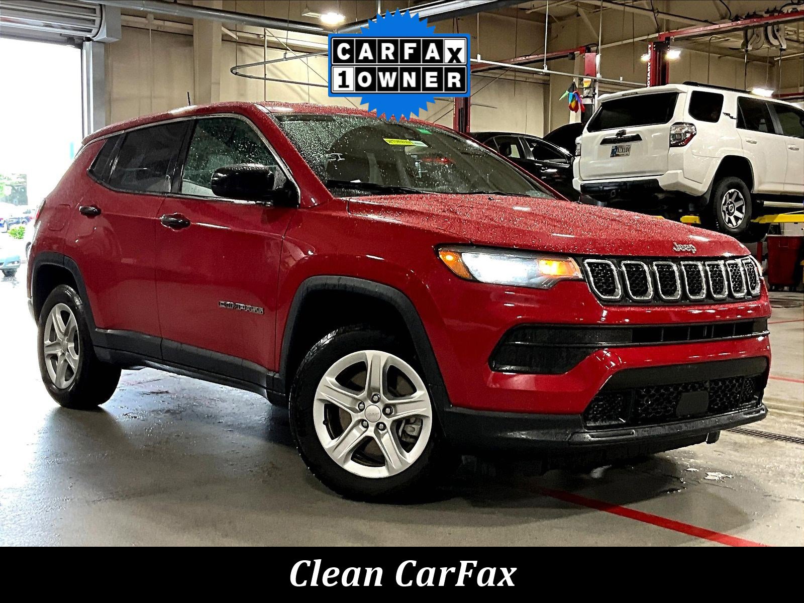 Used 2023 Jeep Compass Sport AWD/4WD image 3