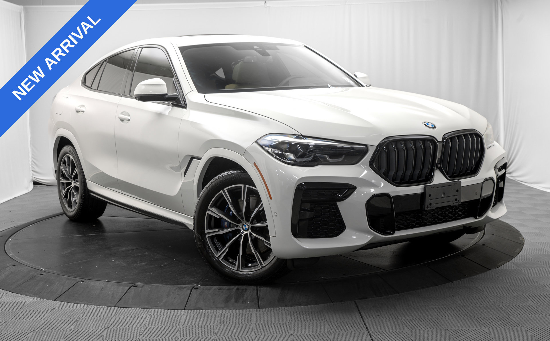 Used 2023 BMW X6 xDrive40i w/ M Sport Package