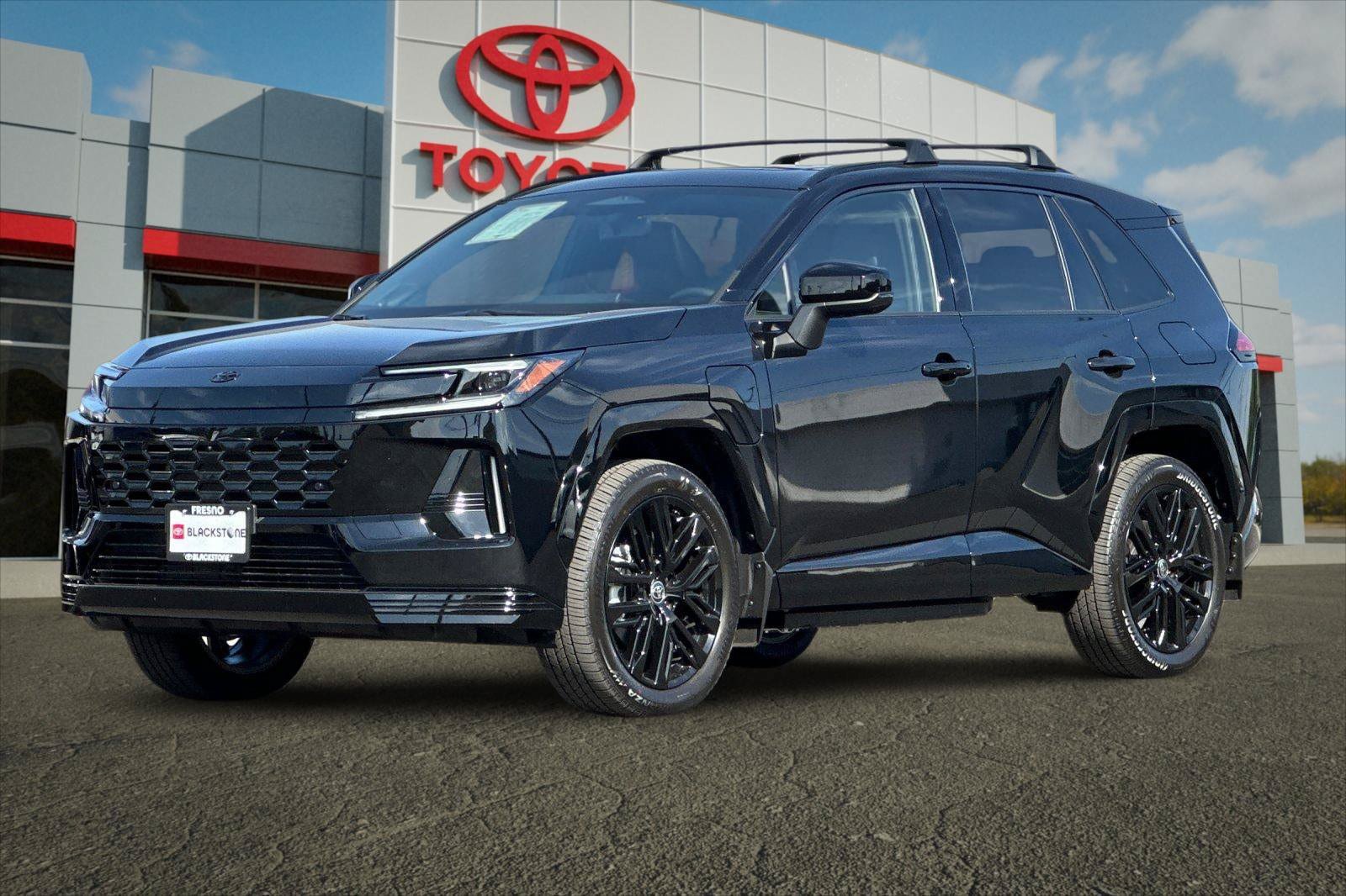 Used 2026 Toyota RAV4 XSE w/ Weather Package AWD/4WD image 7