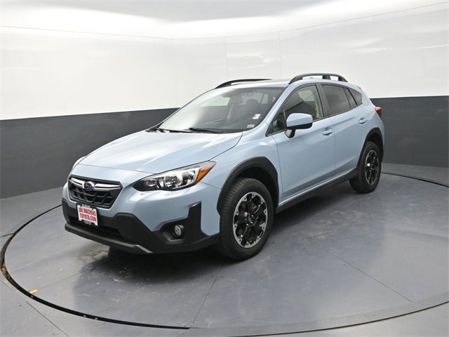 Used 2022 Subaru Crosstrek 2.0i Premium w/ Moonroof Package image 3