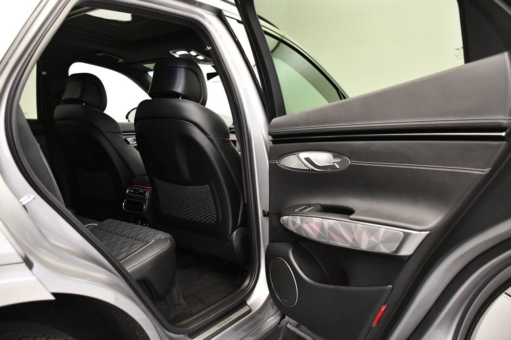 Used 2025 Genesis GV70 3.5T Sport w/ Sport Advanced Package image 51