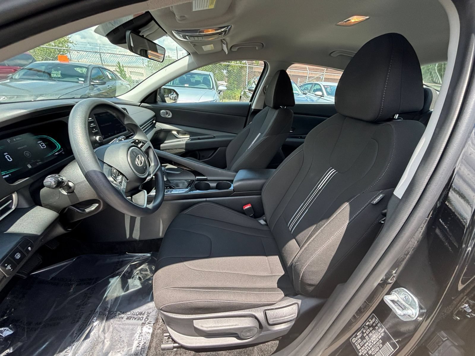 Used 2026 Hyundai Elantra Hybrid FWD image 26