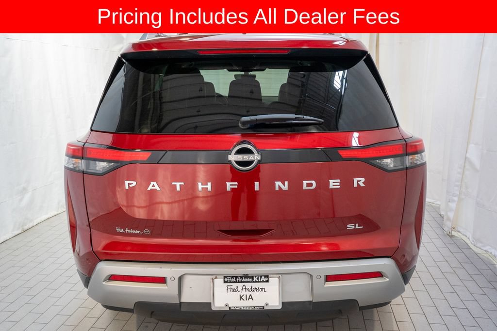 Used 2024 Nissan Pathfinder SL w/ SL Premium Package FWD image 4