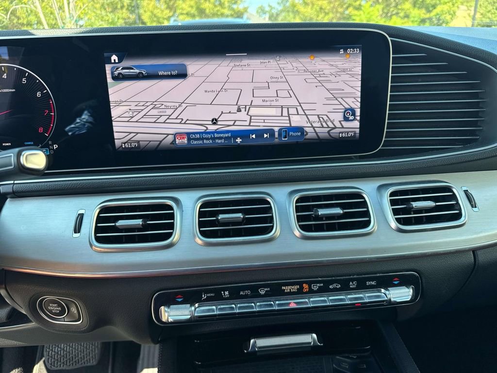 Used 2024 Mercedes-Benz GLE 350 4MATIC image 25