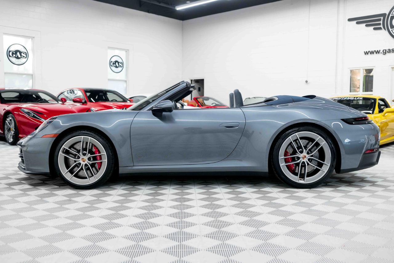 Used 2025 Porsche 911 Carrera S RWD image 10