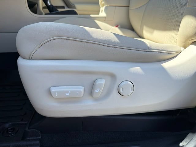 Used 2023 Lexus GX 460 Premium AWD/4WD image 12