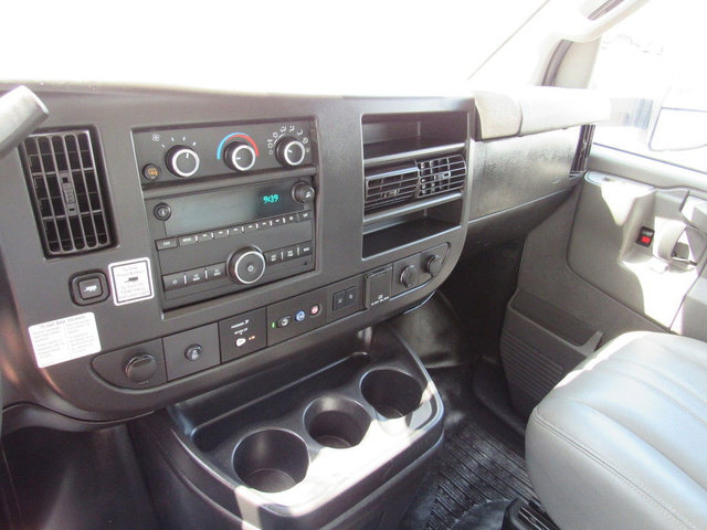 Used 2021 GMC Savana 3500 Extended w/ Power Convenience Package RWD image 28