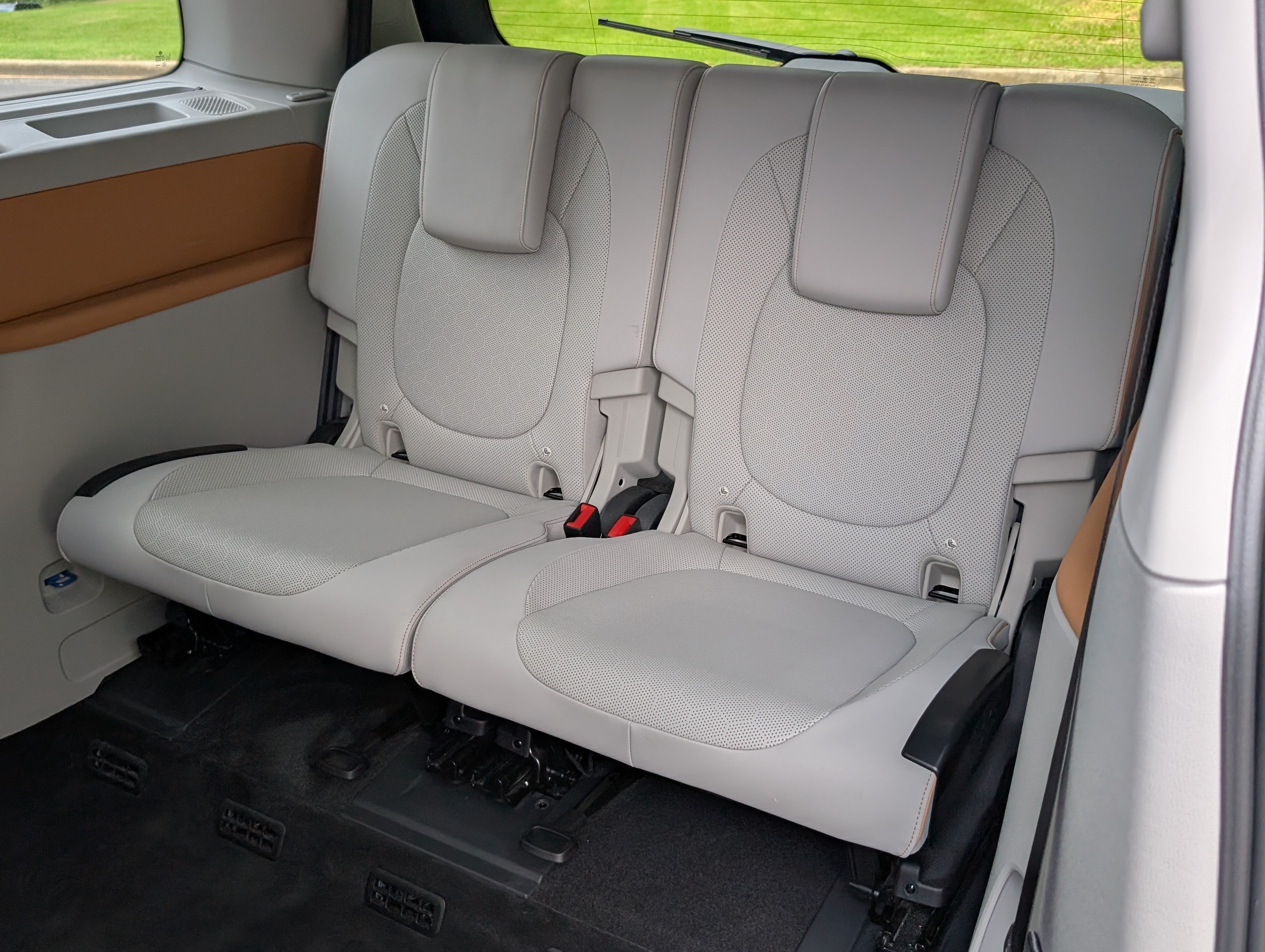 Used 2025 Volkswagen ID. Buzz Pro S Plus RWD image 19