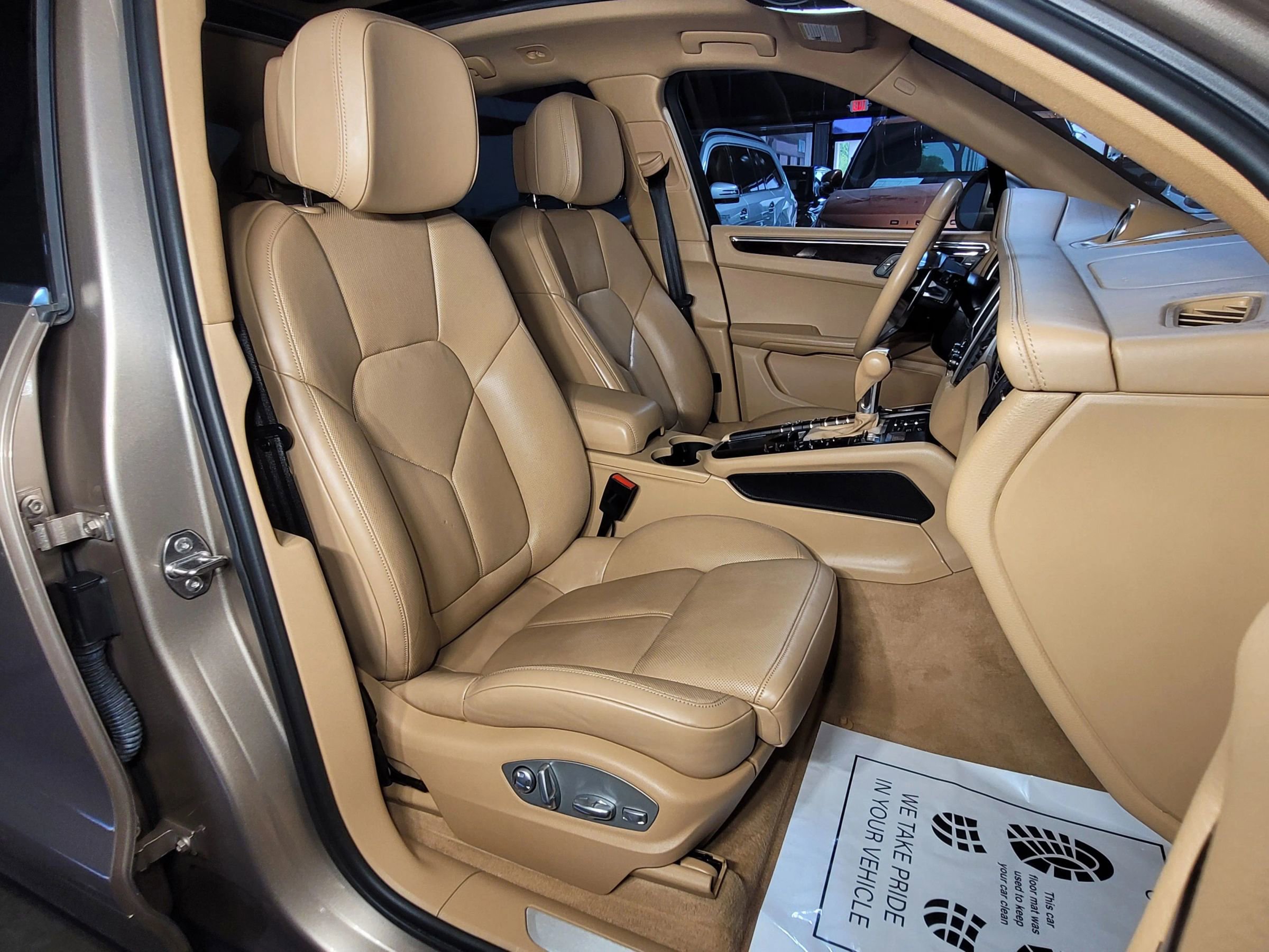 Used 2015 Porsche Macan S AWD/4WD image 16