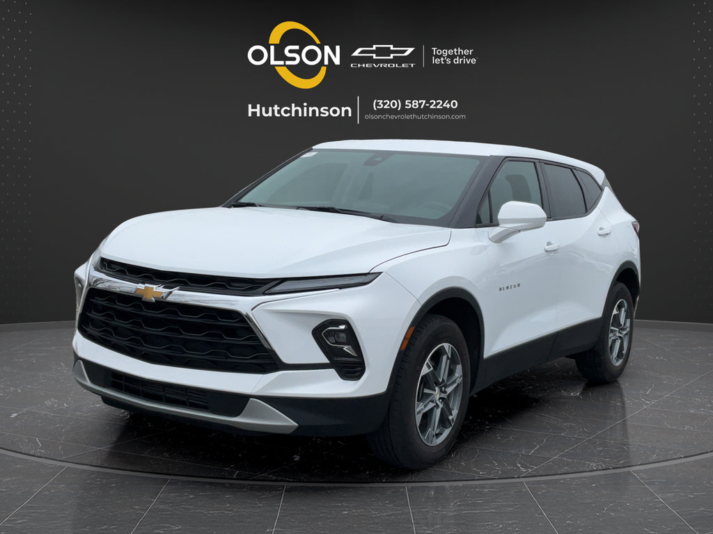 Certified 2025 Chevrolet Blazer LT AWD/4WD image 3