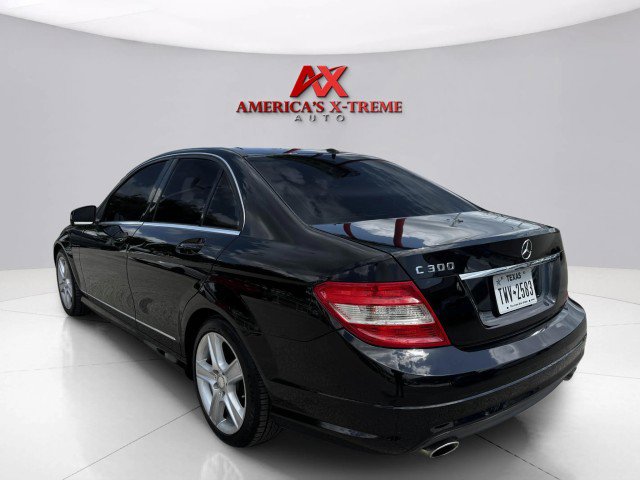 Used 2011 Mercedes-Benz C 300 Sport image 3