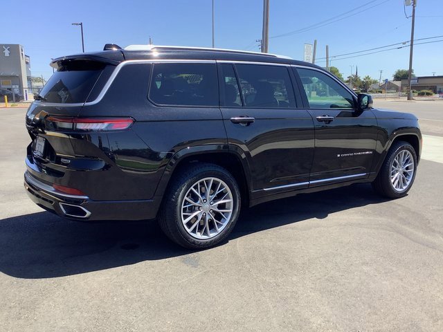 Used 2022 Jeep Grand Cherokee L Summit w/ Advanced Protech Group IV image 35