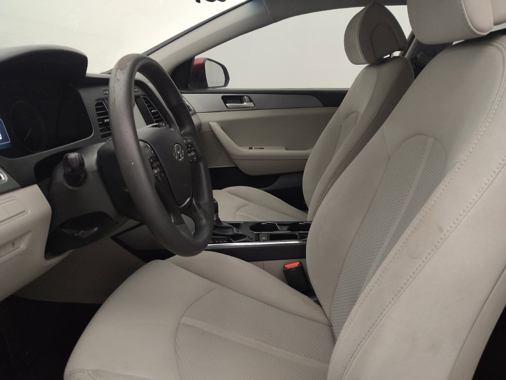 Used 2016 Hyundai Sonata SE image 17