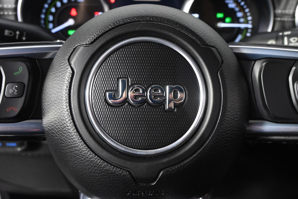 Used 2023 Jeep Wrangler Unlimited Sahara w/ Cold Weather Group AWD/4WD image 33