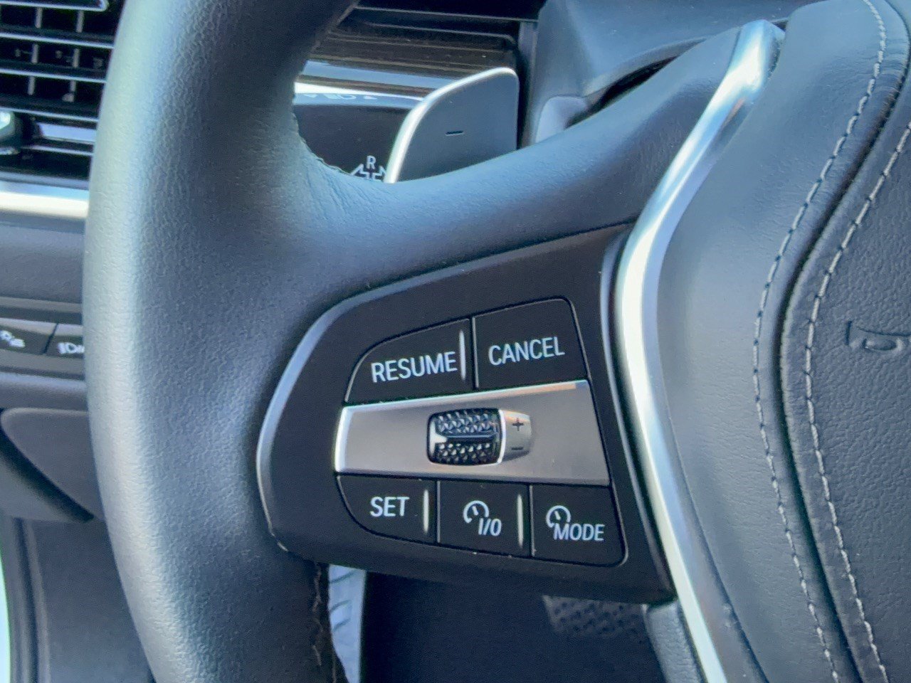 Used 2026 BMW X5 sDrive40i w/ Premium Package RWD image 18