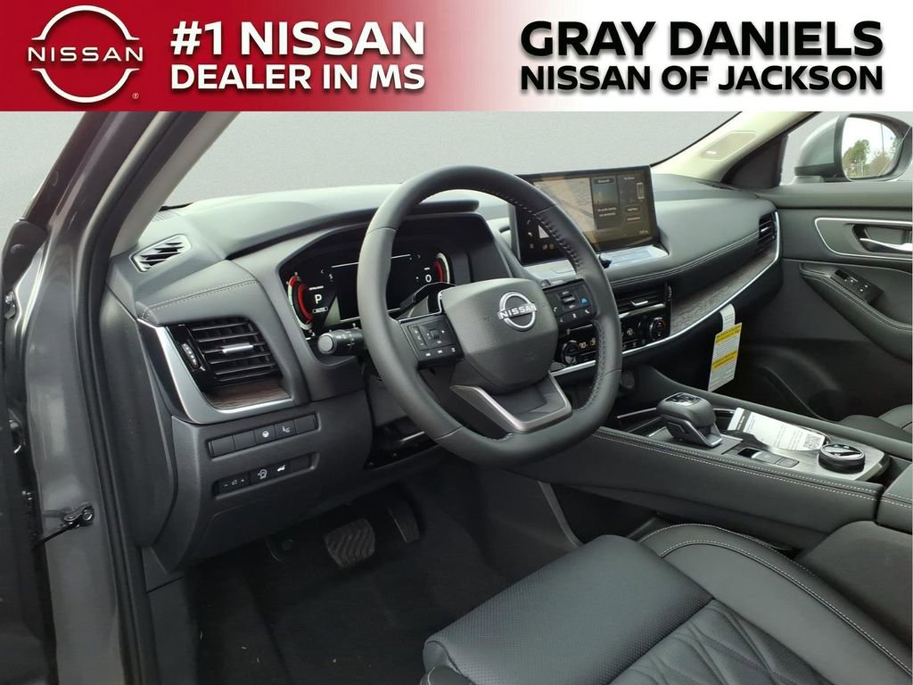 New 2026 Nissan Rogue Platinum image 11